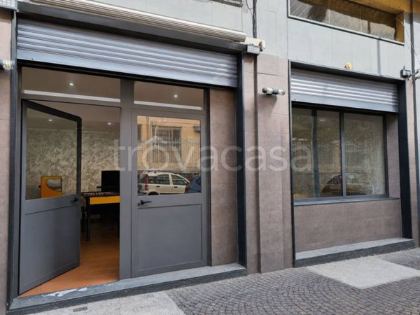 negozio in affitto a Napoli in zona Soccavo