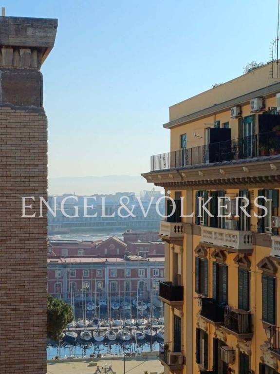appartamento in affitto a Napoli in zona San Ferdinando