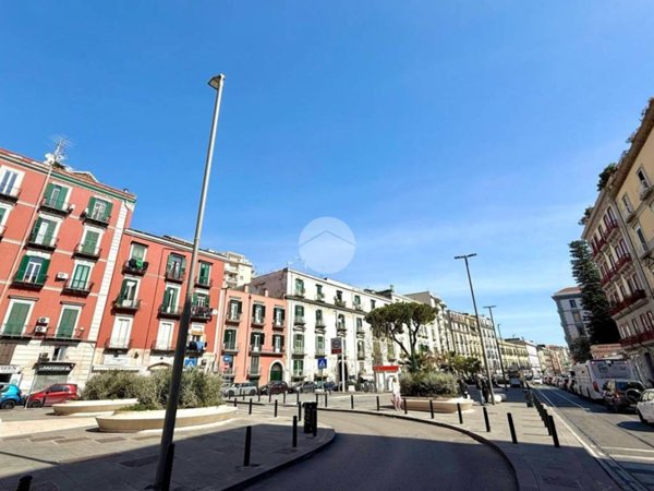 appartamento in affitto a Napoli in zona Chiaia