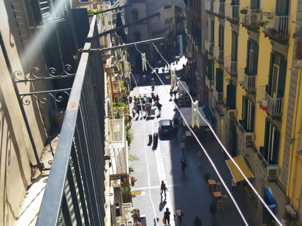 appartamento in affitto a Napoli in zona Chiaia