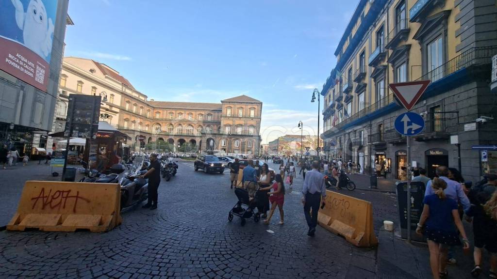 appartamento in affitto a Napoli in zona San Ferdinando