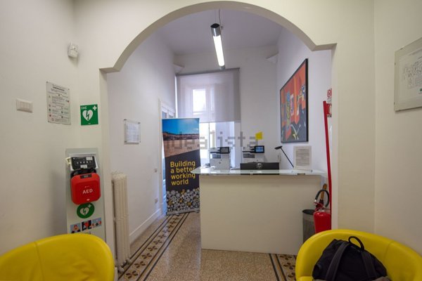 ufficio in affitto a Napoli in zona Chiaia