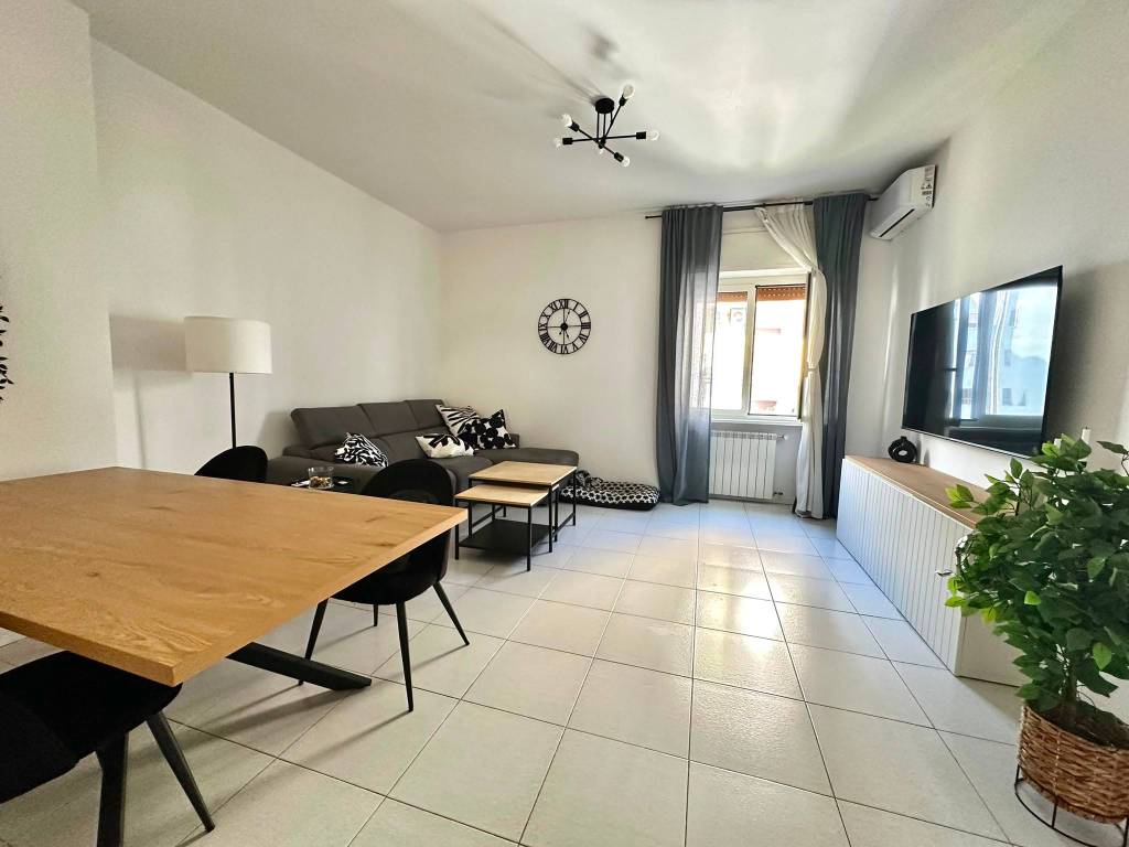appartamento in affitto a Napoli in zona Arenella