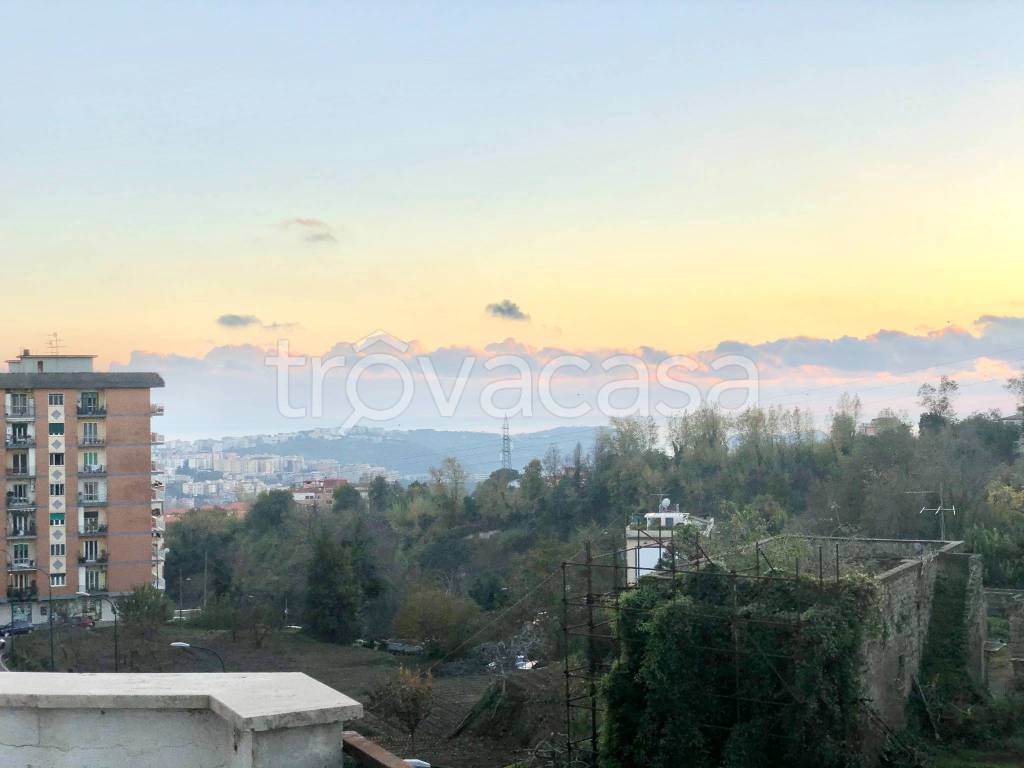 appartamento in affitto a Napoli