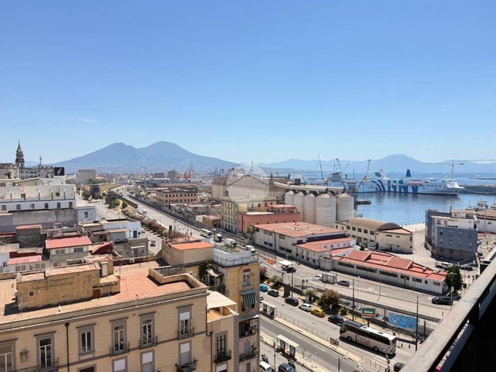 ufficio in affitto a Napoli in zona Pendino / San Giuseppe