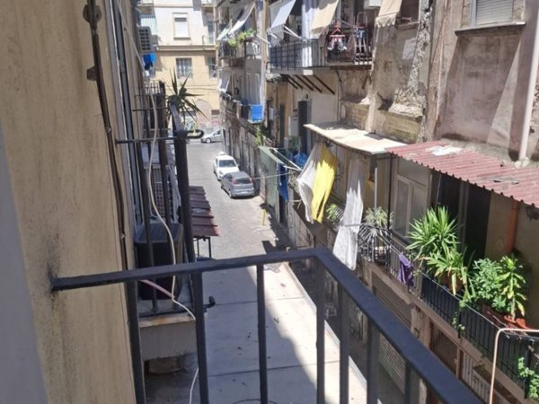 appartamento in affitto a Napoli in zona Centro Antico