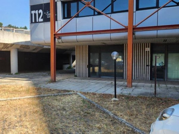 negozio in affitto a Napoli in zona Poggioreale