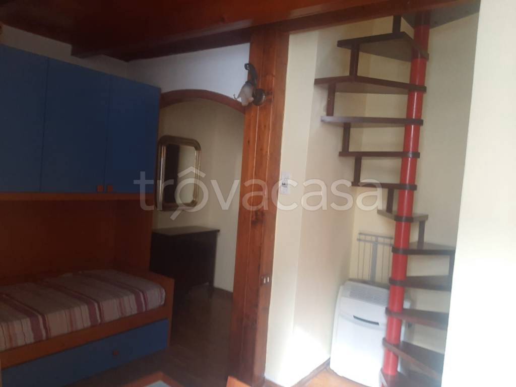 appartamento in affitto a Napoli in zona Pendino / San Giuseppe