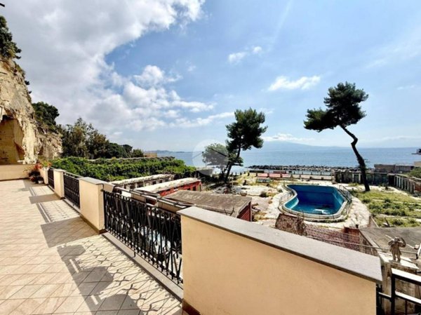 appartamento in affitto a Napoli in zona Posillipo