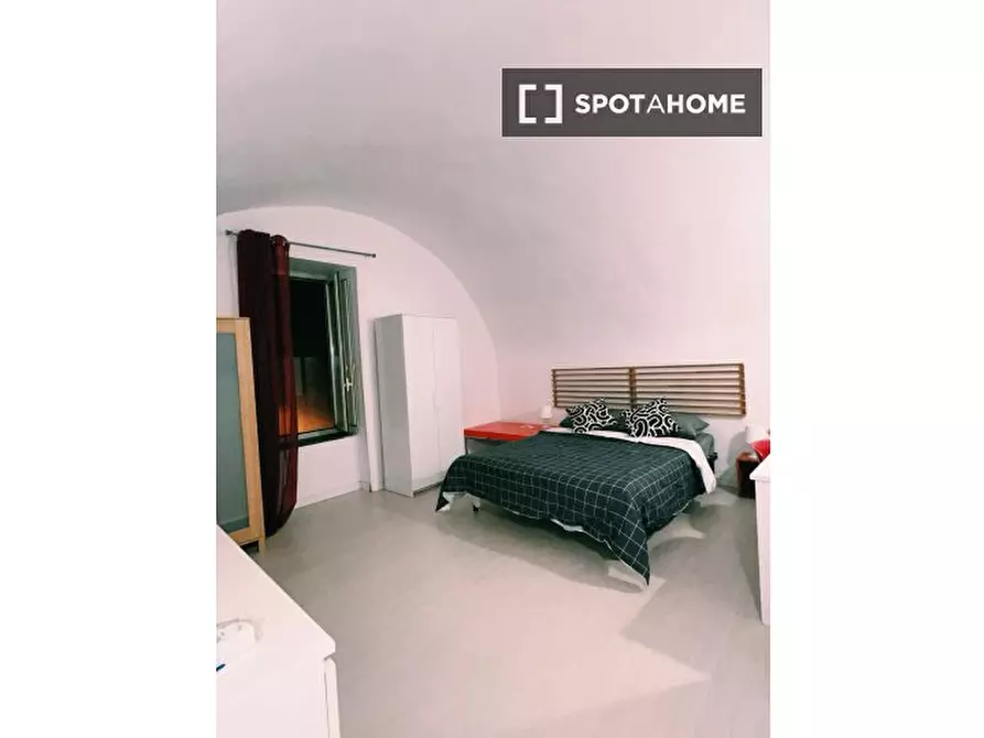 appartamento in affitto a Napoli in zona Stella