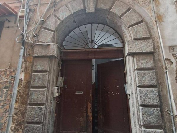 appartamento in affitto a Napoli in zona Pendino / San Giuseppe