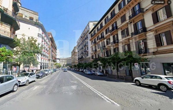 appartamento in affitto a Napoli in zona Porto