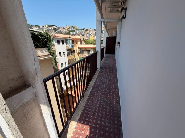 appartamento in affitto a Napoli in zona Chiaia