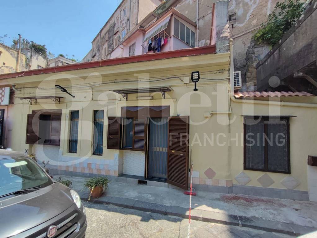 appartamento in affitto a Napoli