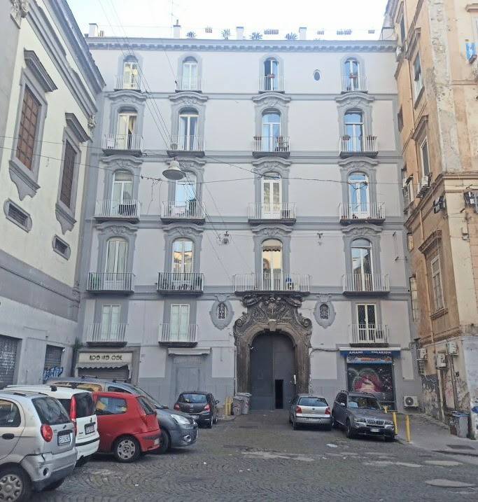 appartamento in affitto a Napoli in zona Pendino / San Giuseppe
