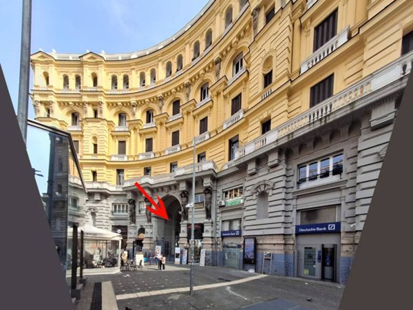 negozio in affitto a Napoli in zona Centro Antico