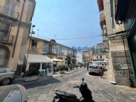 locale commerciale in affitto a Napoli in zona Pendino / San Giuseppe