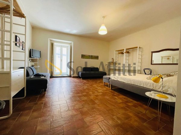 appartamento in affitto a Napoli in zona Stella