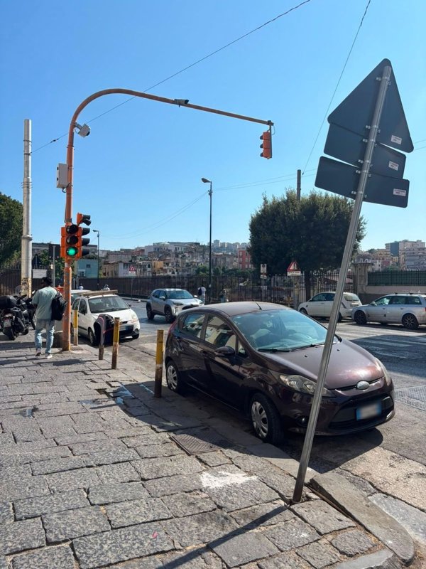 appartamento in affitto a Napoli in zona Stella