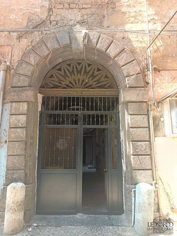 appartamento in affitto a Napoli in zona San Ferdinando