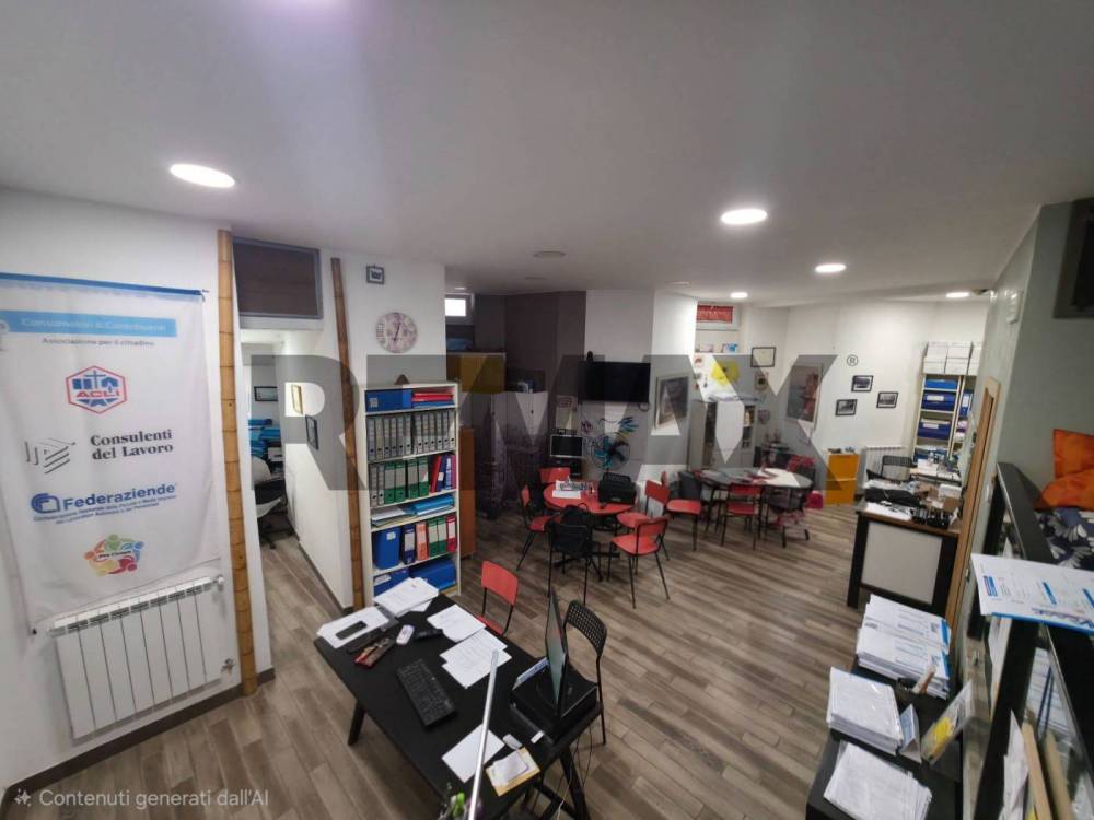 ufficio in affitto a Napoli in zona Vomero