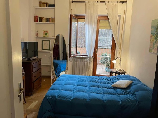 appartamento in affitto a Napoli in zona Chiaia
