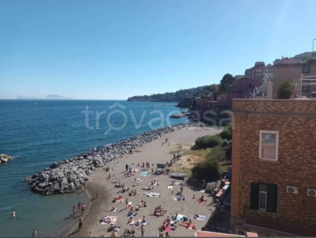 appartamento in affitto a Napoli in zona Posillipo