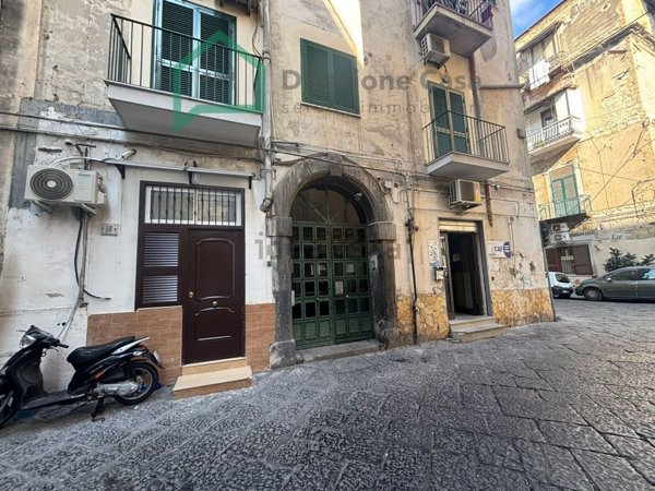 appartamento in affitto a Napoli in zona Pendino / San Giuseppe