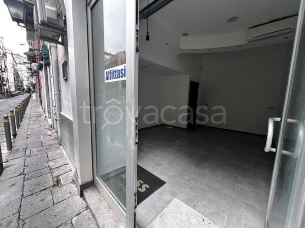 appartamento in affitto a Napoli in zona Chiaia