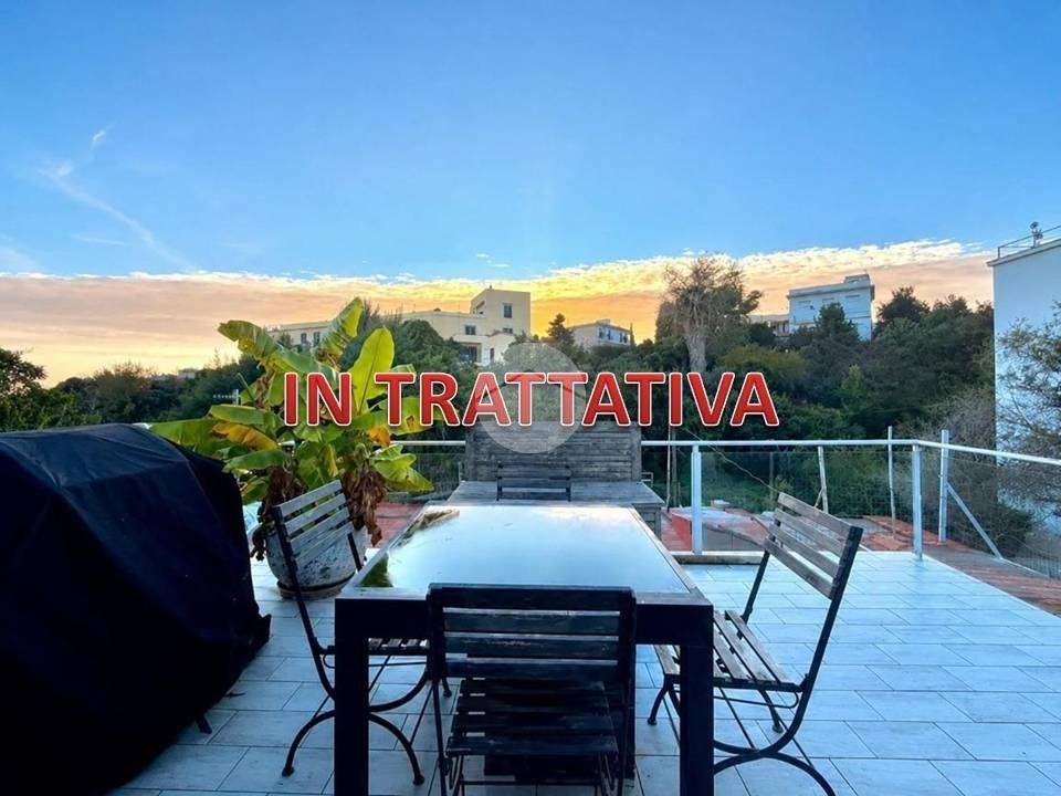 appartamento in affitto a Napoli in zona Posillipo