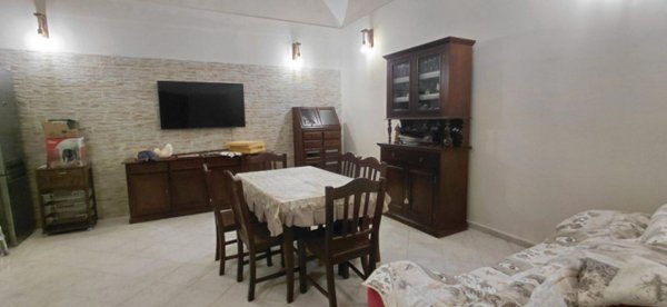 appartamento in affitto a Napoli in zona San Carlo all'Arena