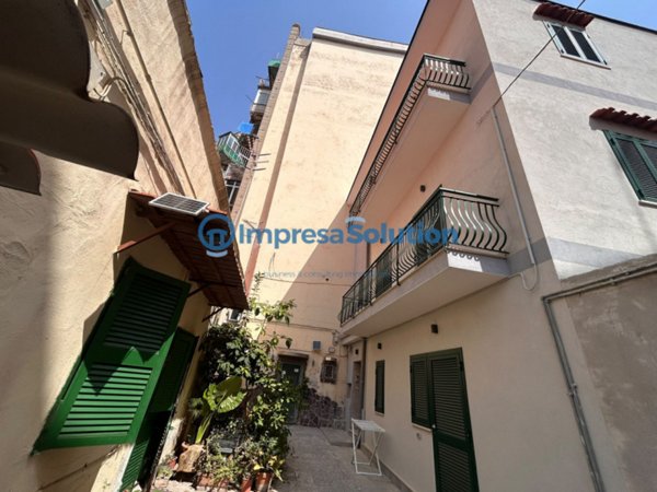 appartamento in affitto a Napoli in zona Vomero