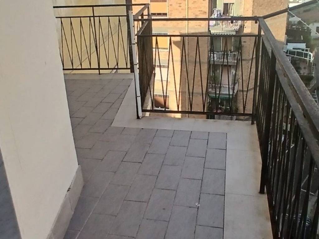 appartamento in affitto a Napoli in zona Arenella