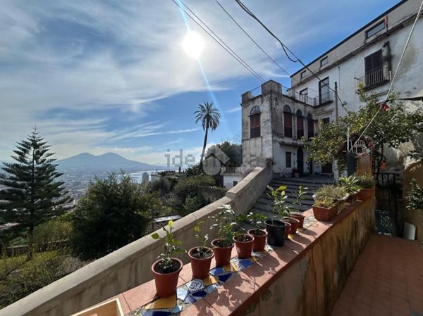 appartamento in affitto a Napoli in zona Avvocata