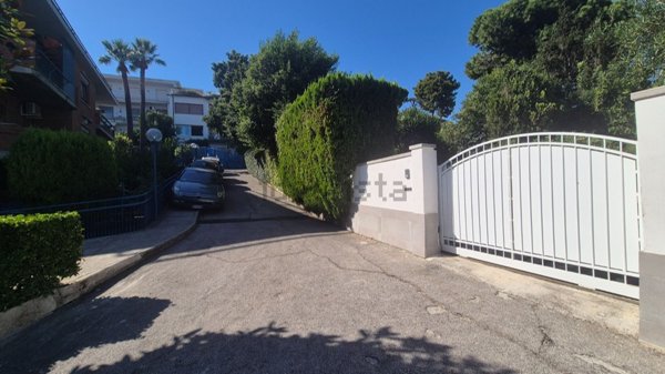 appartamento in affitto a Napoli in zona Posillipo