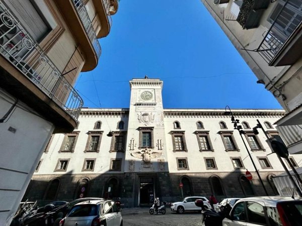 appartamento in affitto a Napoli in zona Pendino / San Giuseppe