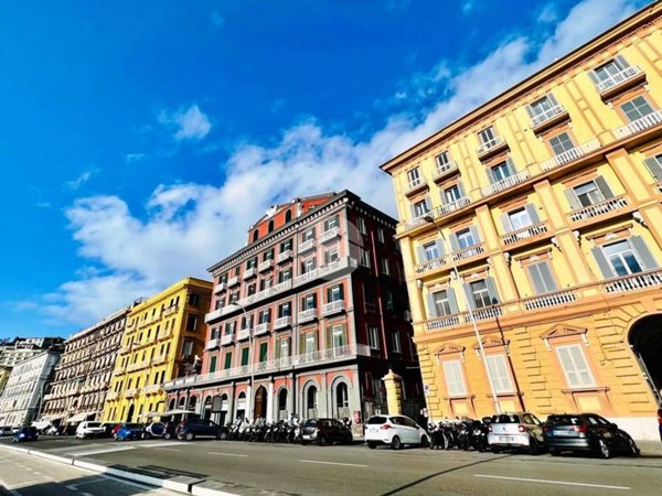 appartamento in affitto a Napoli in zona Chiaia