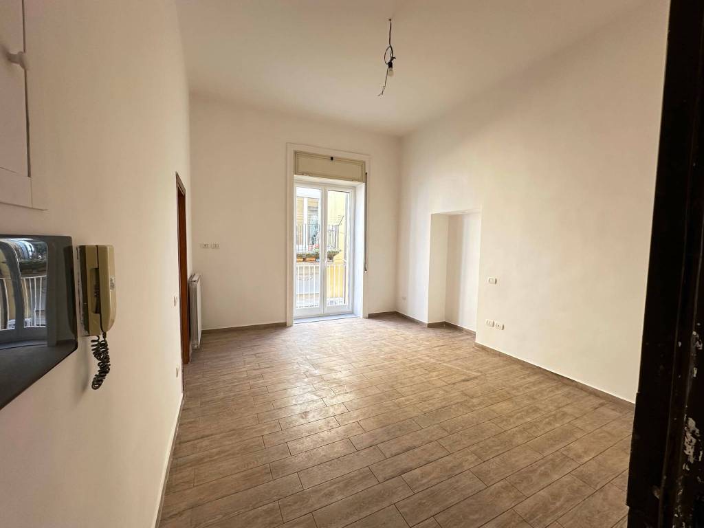 appartamento in affitto a Napoli in zona Stella