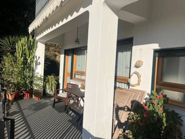 appartamento in affitto a Napoli in zona Posillipo
