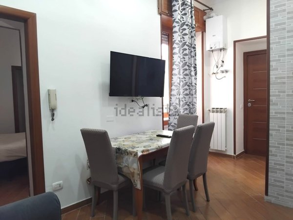 appartamento in affitto a Napoli in zona Montecalvario