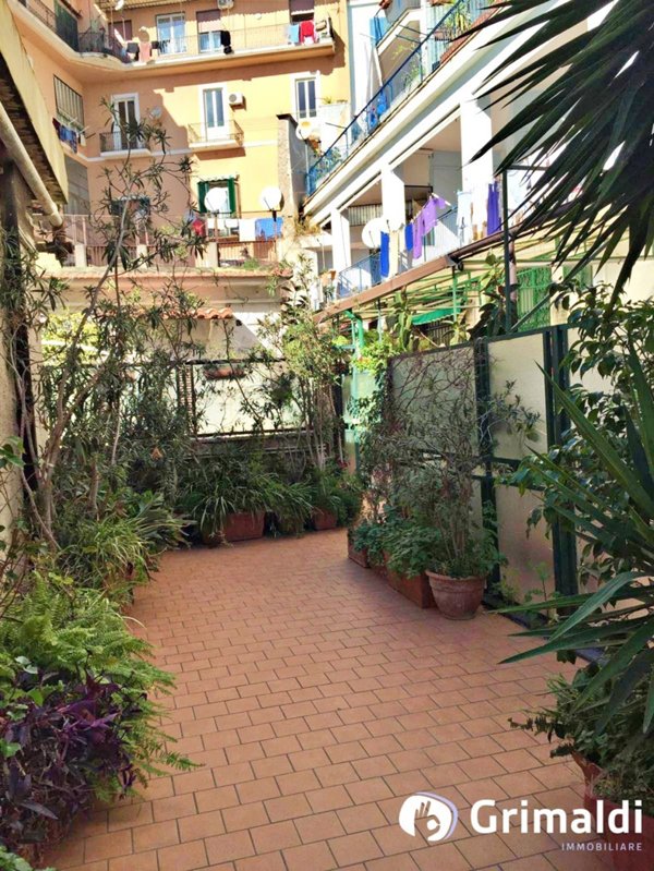 appartamento in affitto a Napoli in zona Avvocata