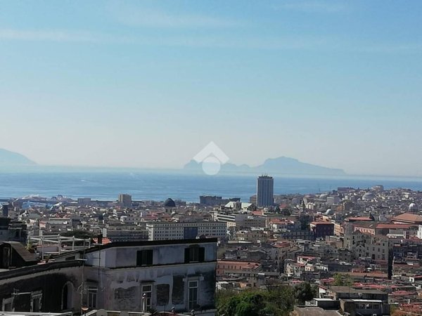 appartamento in affitto a Napoli in zona Stella