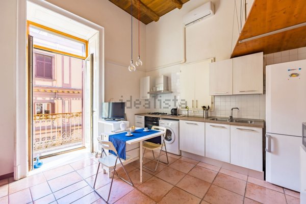 appartamento in affitto a Napoli in zona Chiaia
