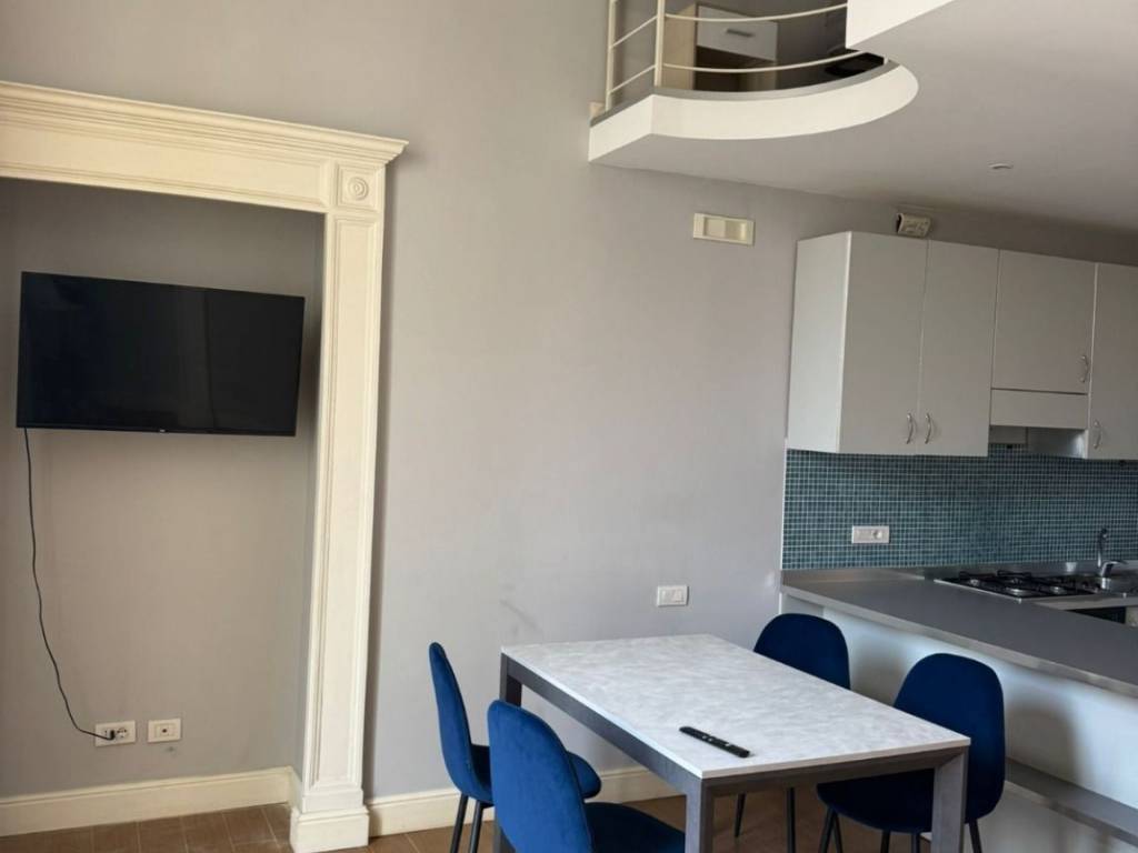 appartamento in affitto a Napoli in zona Pendino / San Giuseppe