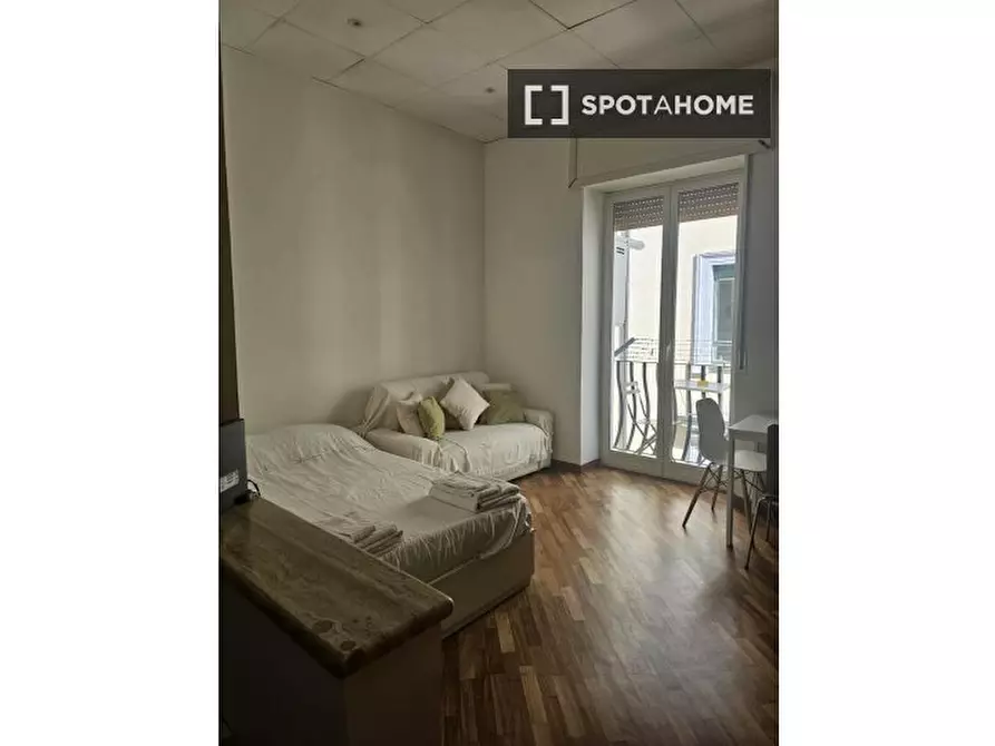 appartamento in affitto a Napoli in zona Porto