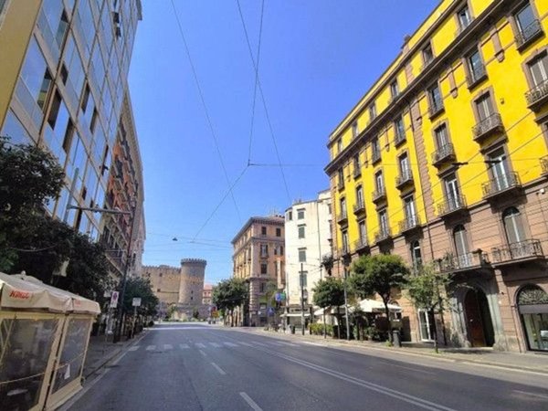 appartamento in affitto a Napoli in zona Porto