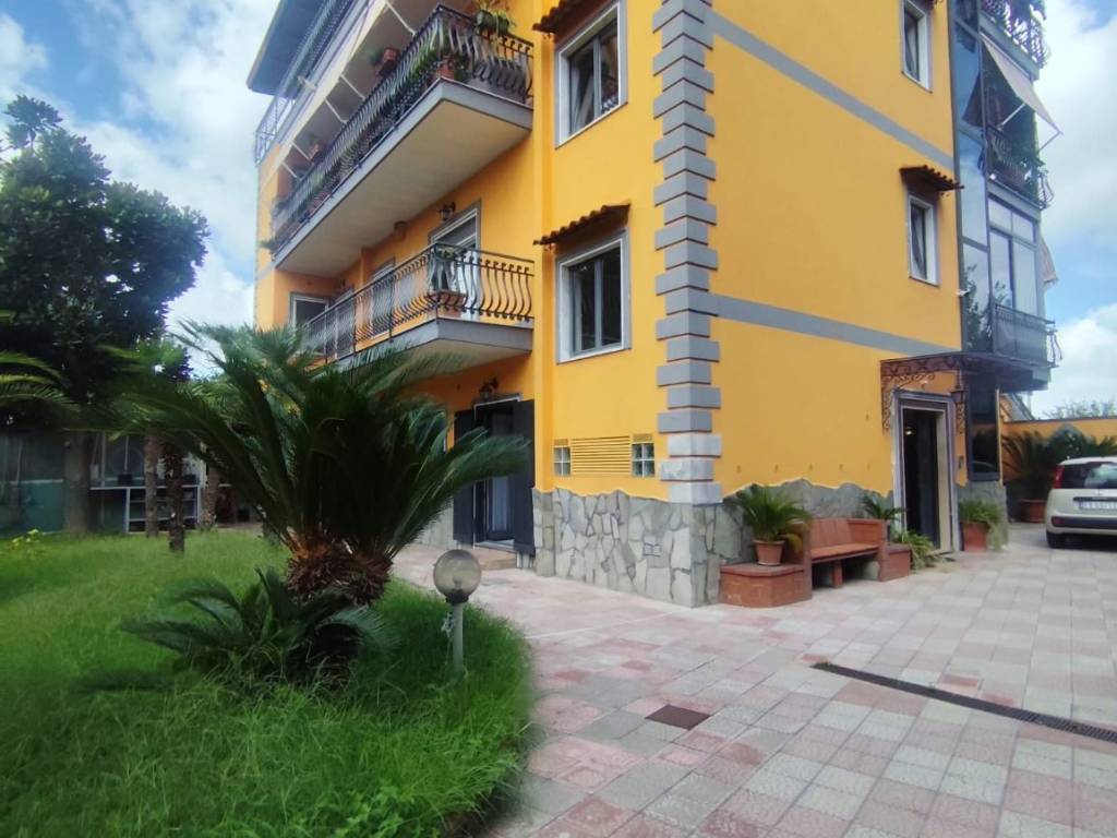 appartamento in affitto a Napoli in zona Camaldoli