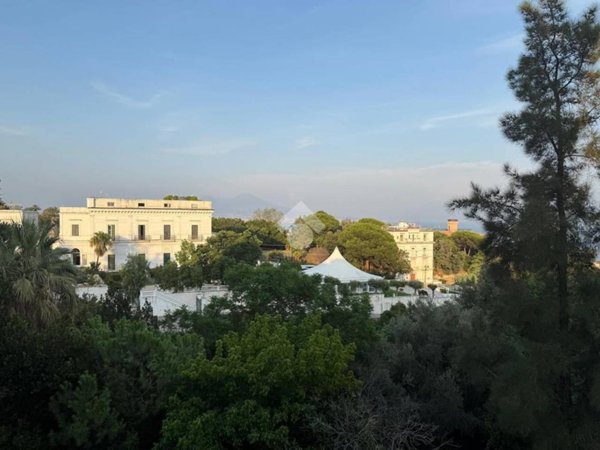 appartamento in affitto a Napoli in zona Posillipo