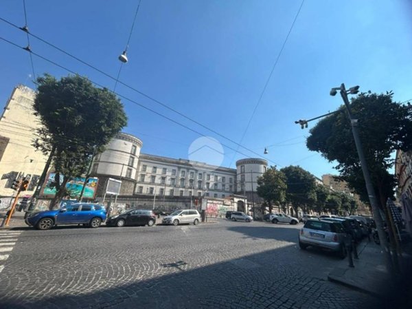 appartamento in affitto a Napoli in zona Stella