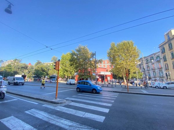 appartamento in affitto a Napoli in zona Stella